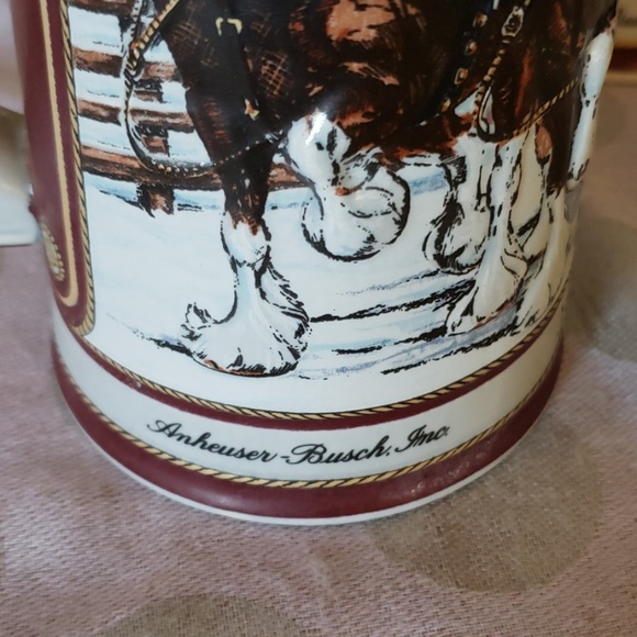 Budweiser Christmas Stein 1989 Collector's Series - Picture 6 of 6